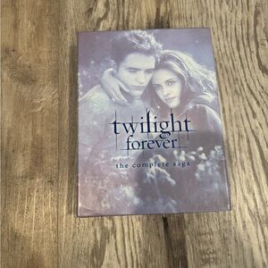 Twilight Forever: The Complete Saga DVD Set